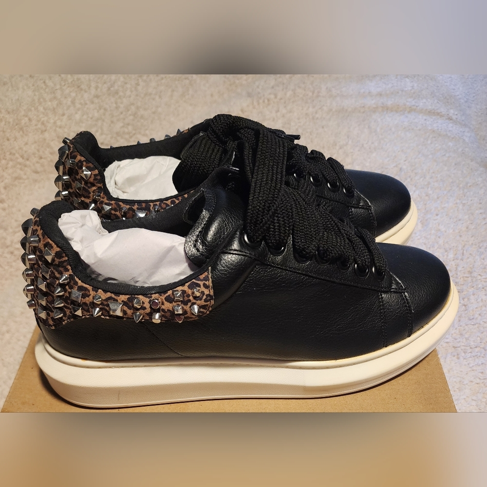 Steve Madden shoes